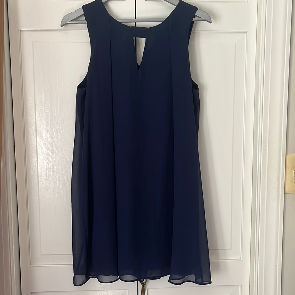 BCBG generation dress in navy, size small